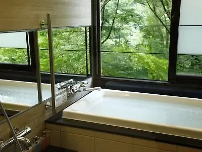 Hotel Hatsuhana Hakone Ryokan