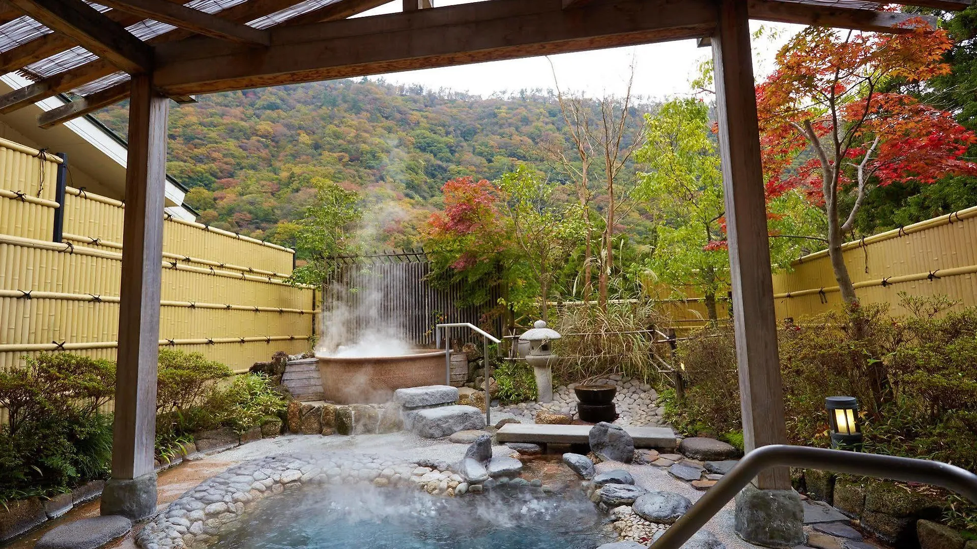 Hotel Hatsuhana Hakone Ryokan