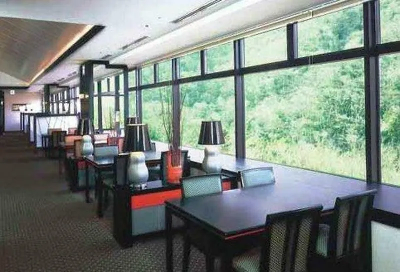 Hotel Hatsuhana Hakone 4*,